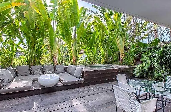 Ab Seminyak